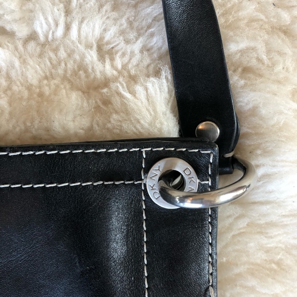 DKNY black leather purse - Picture 2 of 4